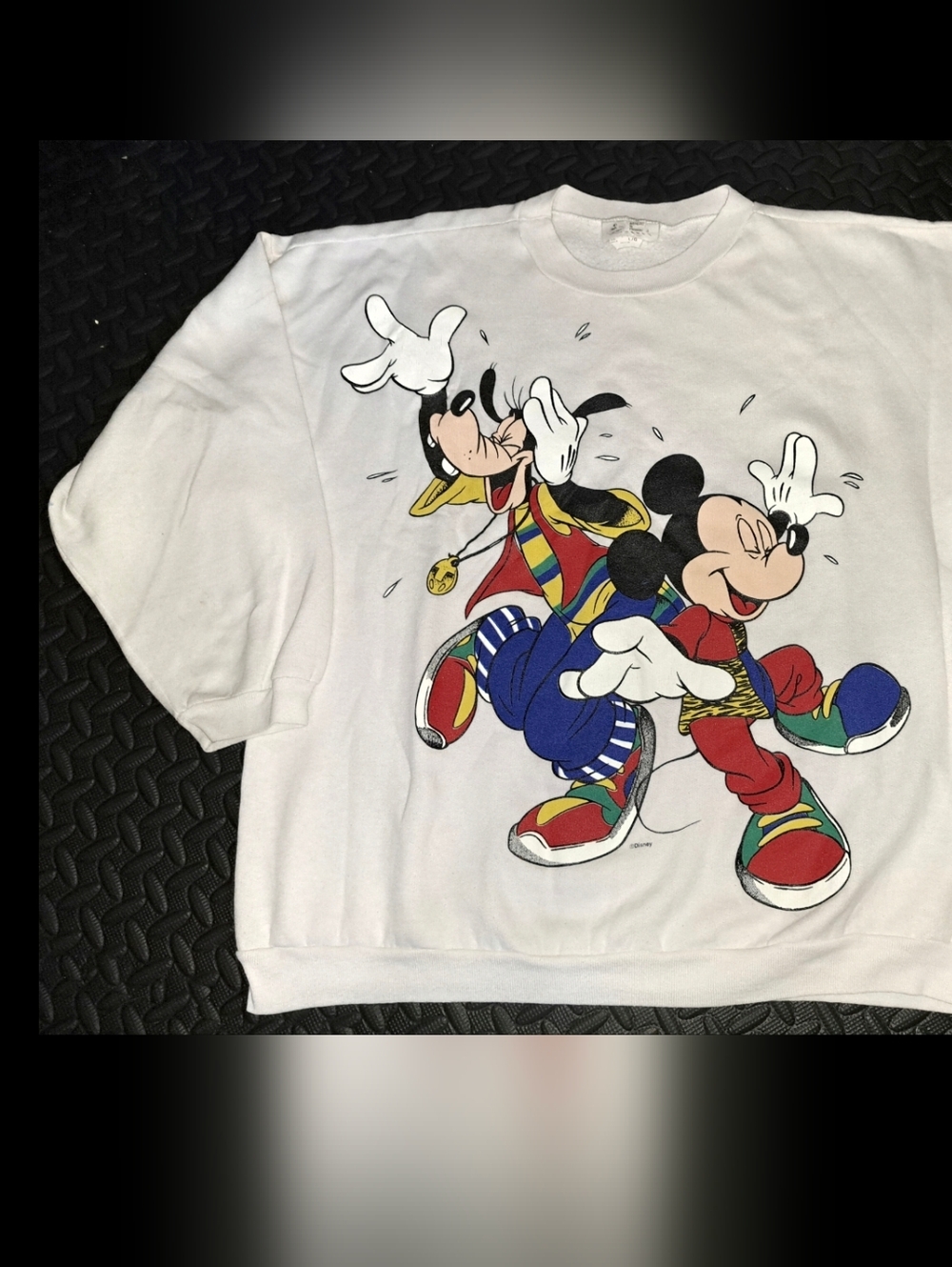 Vintage 80s/90s Disney Mickey Mouse And Goofy Back And Front Graphic Crewneck